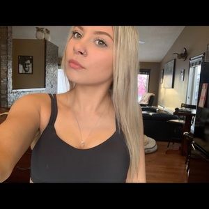 Meet your Posher, Ashley